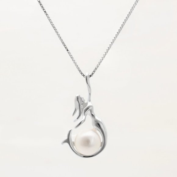 Jewelry - Genuine Pearl Necklace